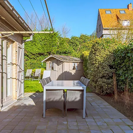 Rozenvilla V3 P Villa Oostduinkerke