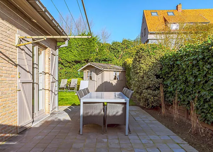 Rozenvilla V3 P Villa Oostduinkerke